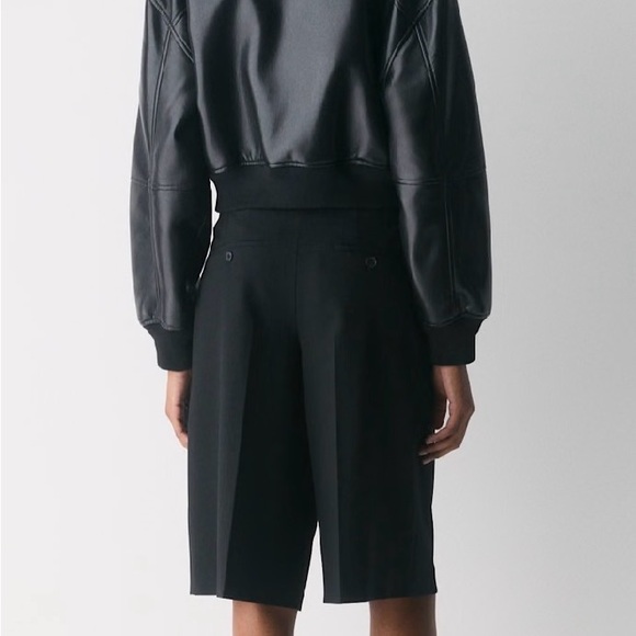 Aritzia Black Vegan Leather Synergy Bomber Jacket CURRENT XS - Picture 3 of 7